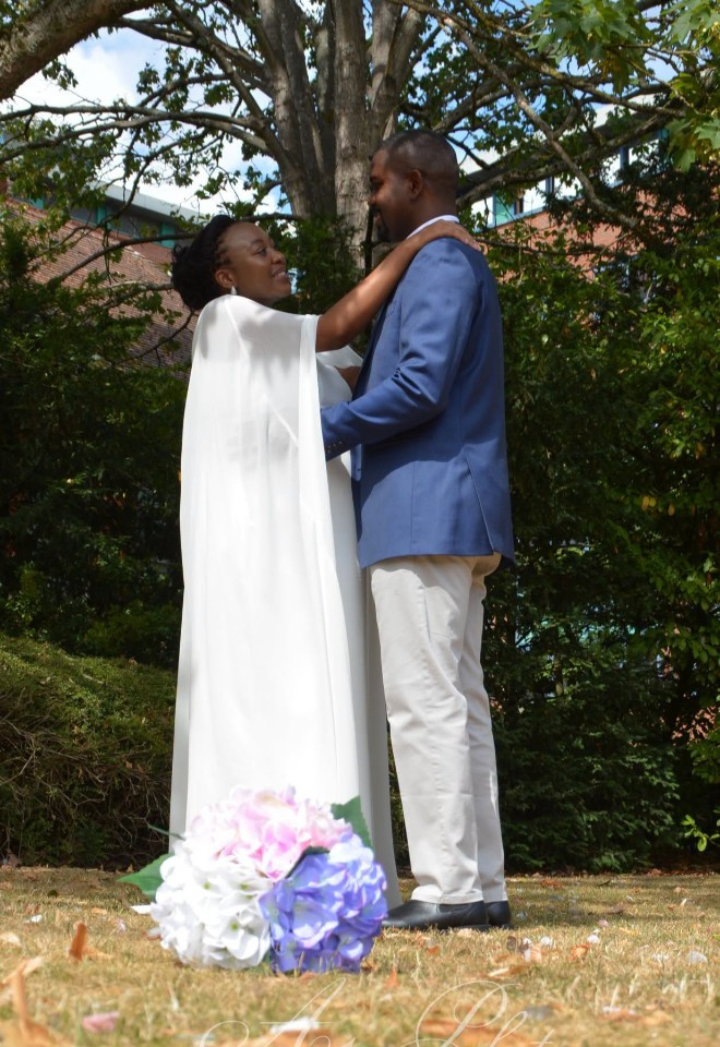 A1 photogenics wedding photo of happy couple in Swindon