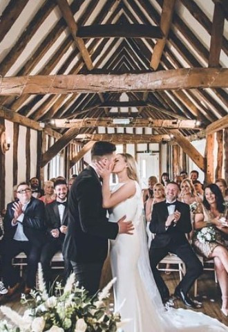 Little Channels wedding venue bride and groom