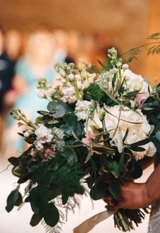 Pastel colour bridal bouquet for weddings in Gloucestershire & Wiltshire