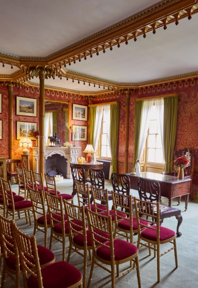 Red Drawing Room Ceremony 