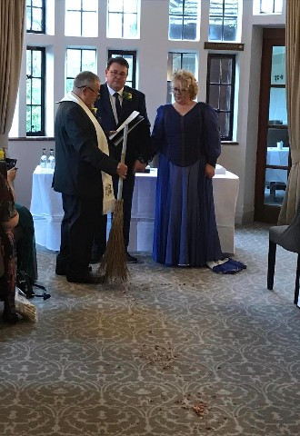 Celebrant weddings with traditional broomstick, Hampshire weddings
