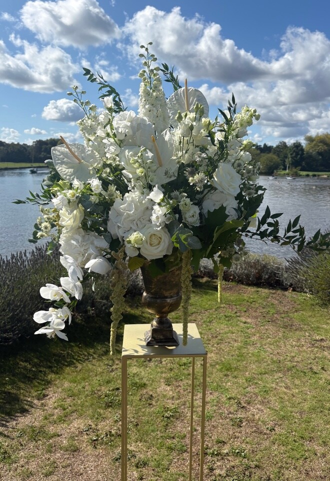 Classic urn arrangement at Temple Island