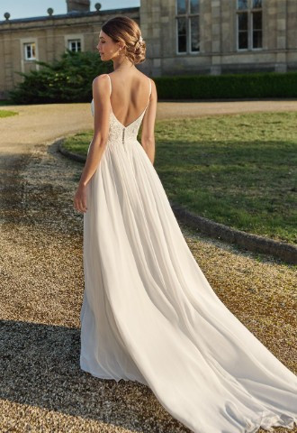 wed2b Designer Bridal Outlet in Stoke-on-Trent