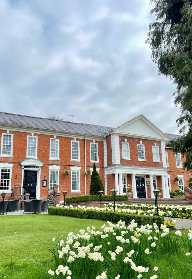 Manor Hotel Solihull Weddings Exterior