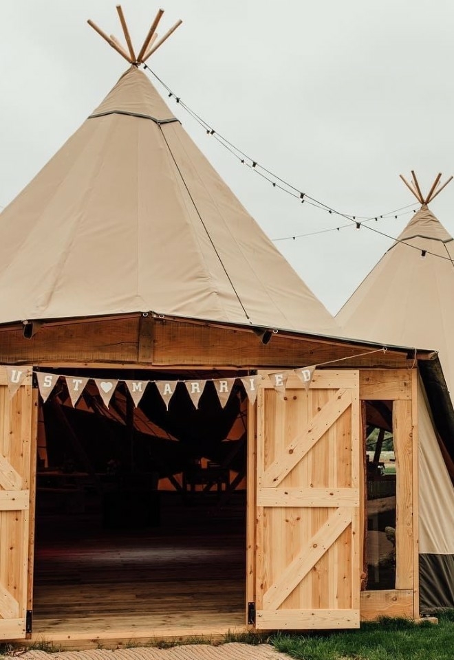 Elms Meadow Tipi Wedding Venue