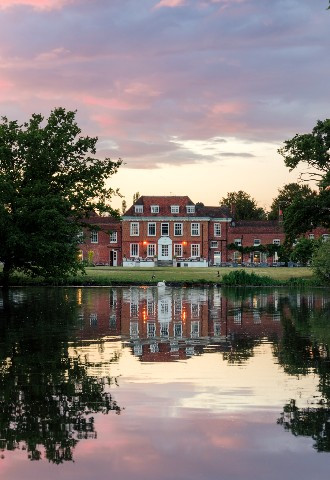 Stoke Place house and lake