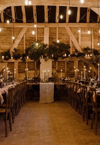 High-Billinghurst-Farm-wedding-venue-intimate-wedding