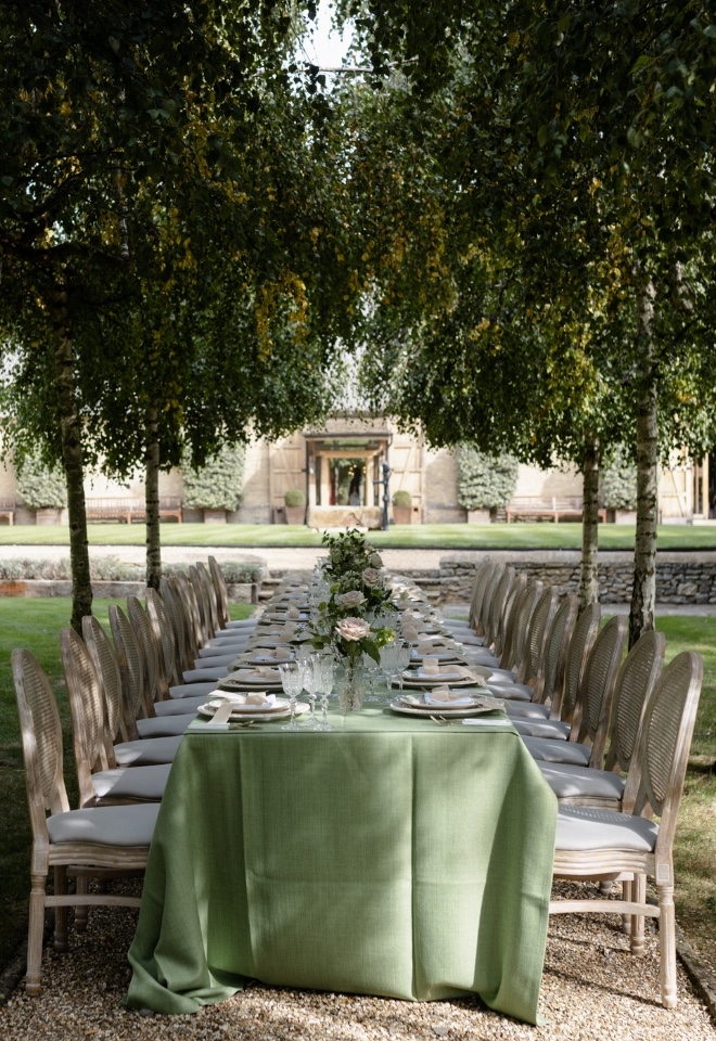 Tythe | Oxfordshire Barn Venue | Outdoor Dining under the Trees | Cotswolds Wedding