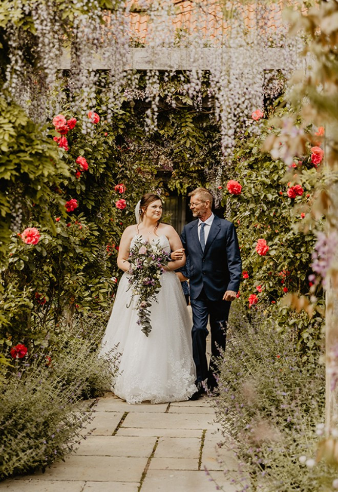 first look wedding venue