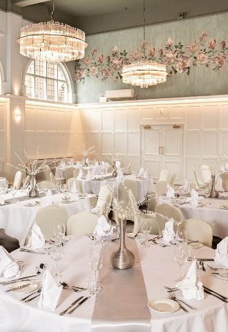 Weddings at the Bush Hotel