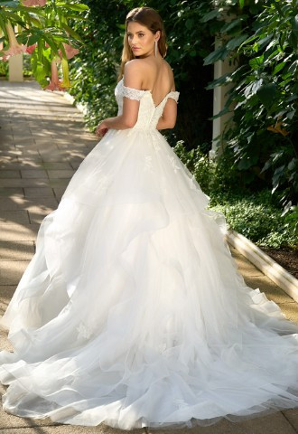 wed2b Designer Bridal Outlet in Liverpool