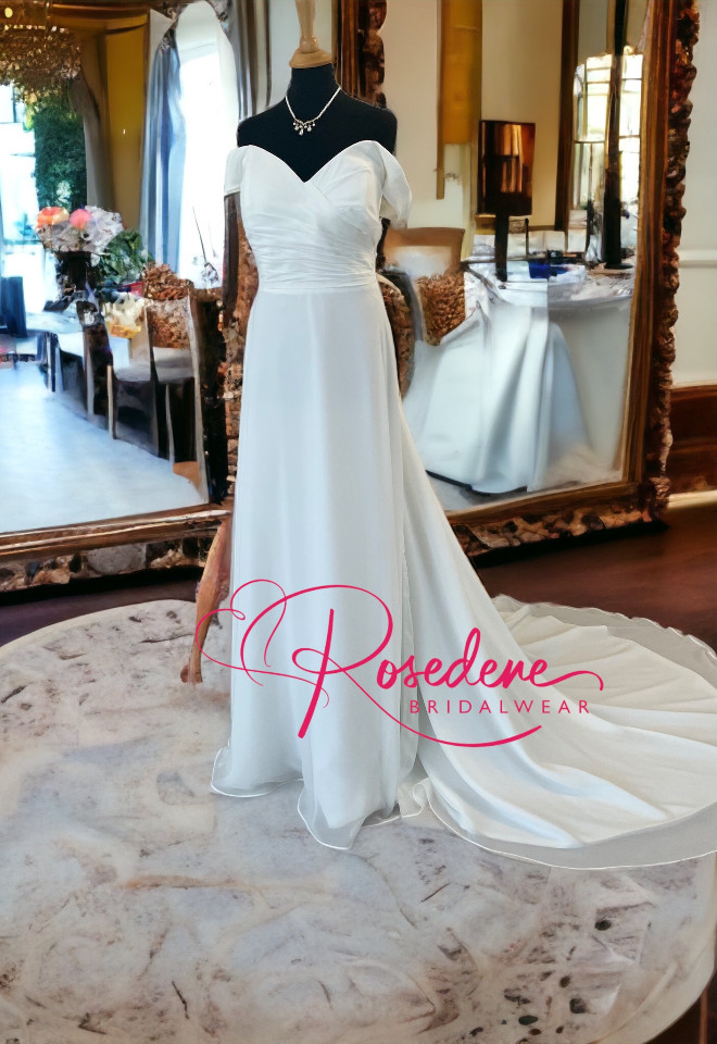 Simple or elegant wedding dresses