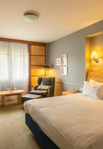 Wedding Venue Holiday Inn Guildford