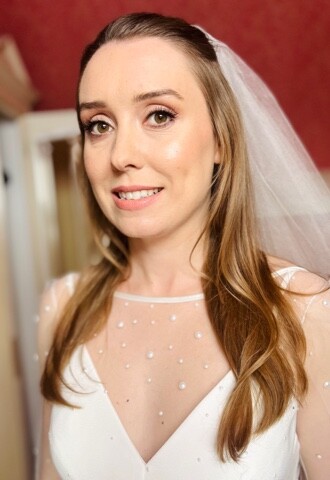 wedding makeup hair Oxfordshire cotswolds bucks