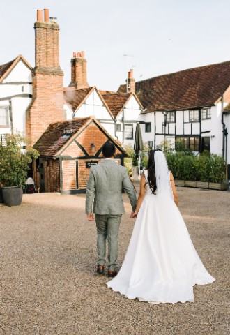 Wedding Couple, Kings Chapel, Old Amersham