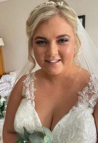 Natural wedding make up