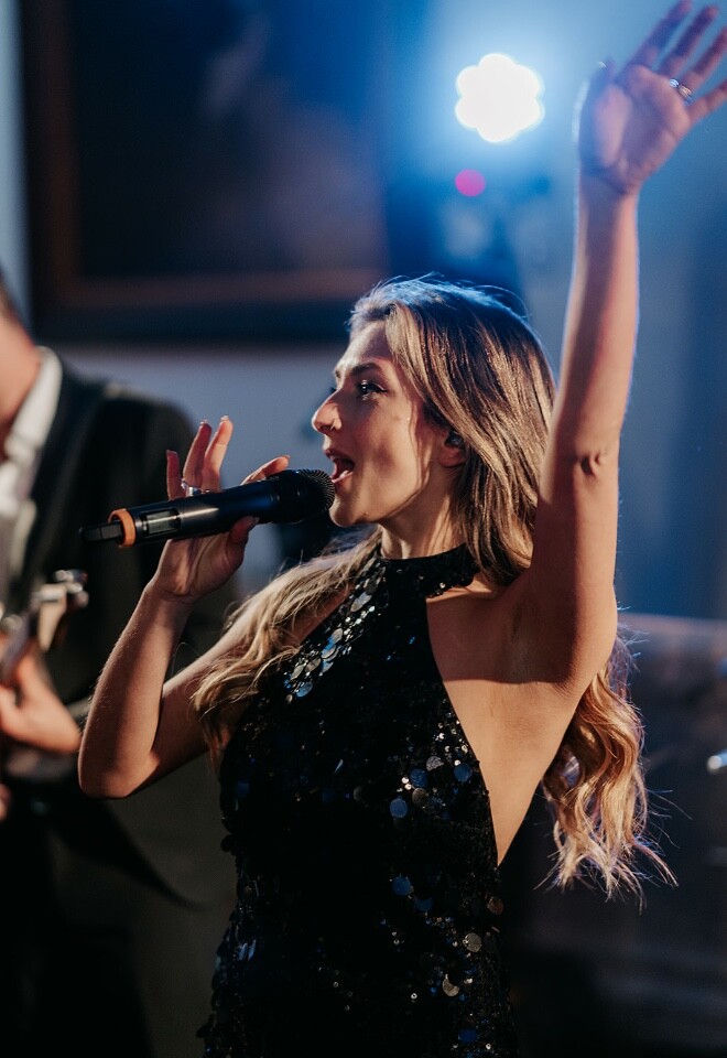 Anthem Function Band 9