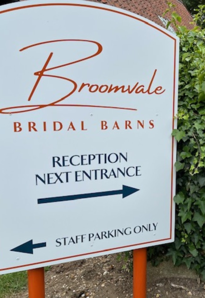 Sign to Broomvale Bridal Barns