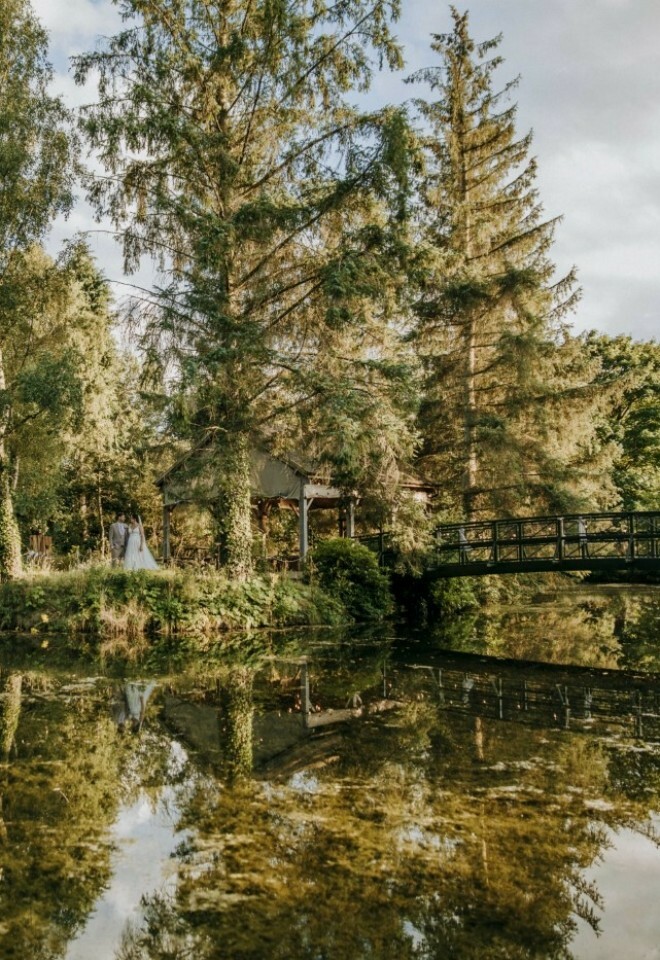 Image of the bridge and The Island