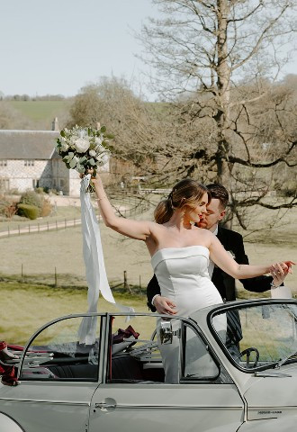 Wedding driveway car photography country house