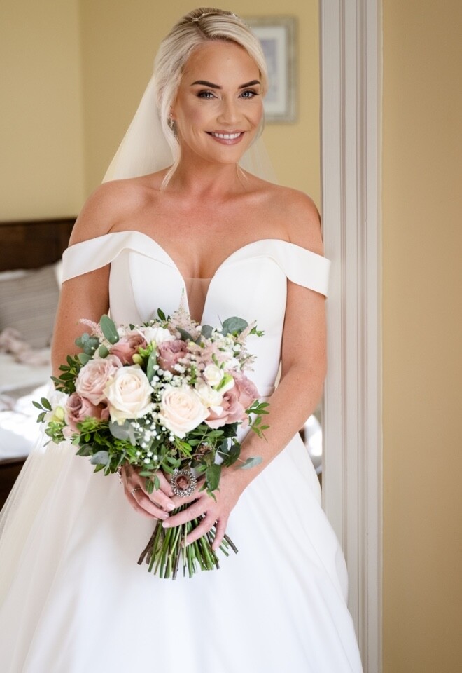 Bridal Bridal Hair Essex Parklands Quendon Hall Lisa Curtis Bridal Hair 