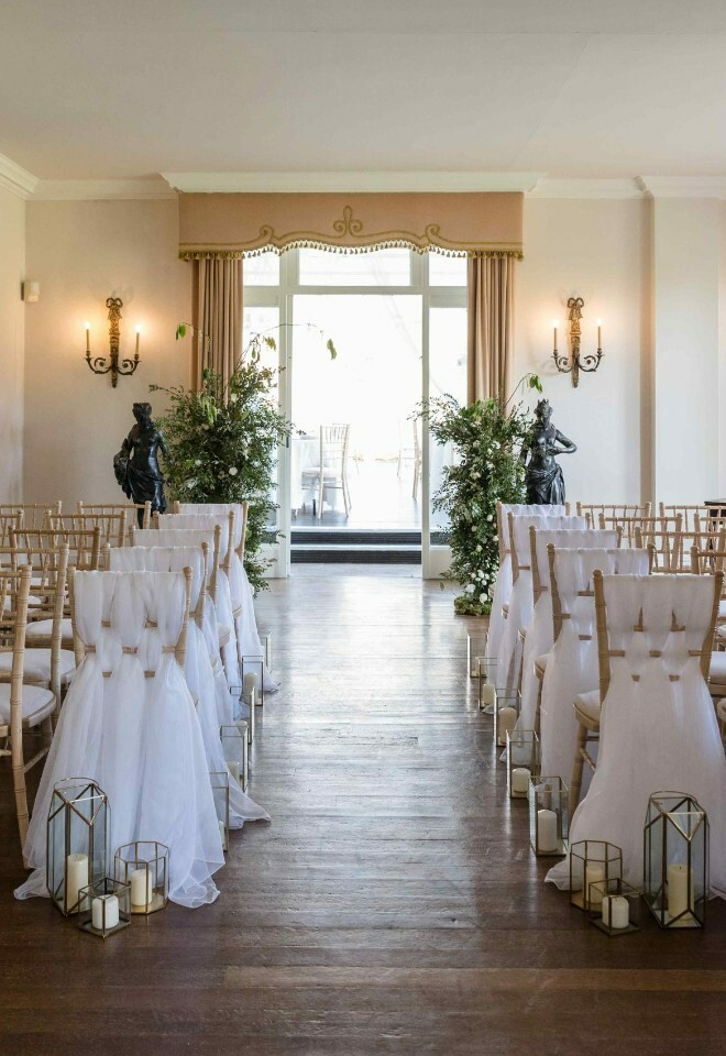 Drawing room set for wedding ceremony