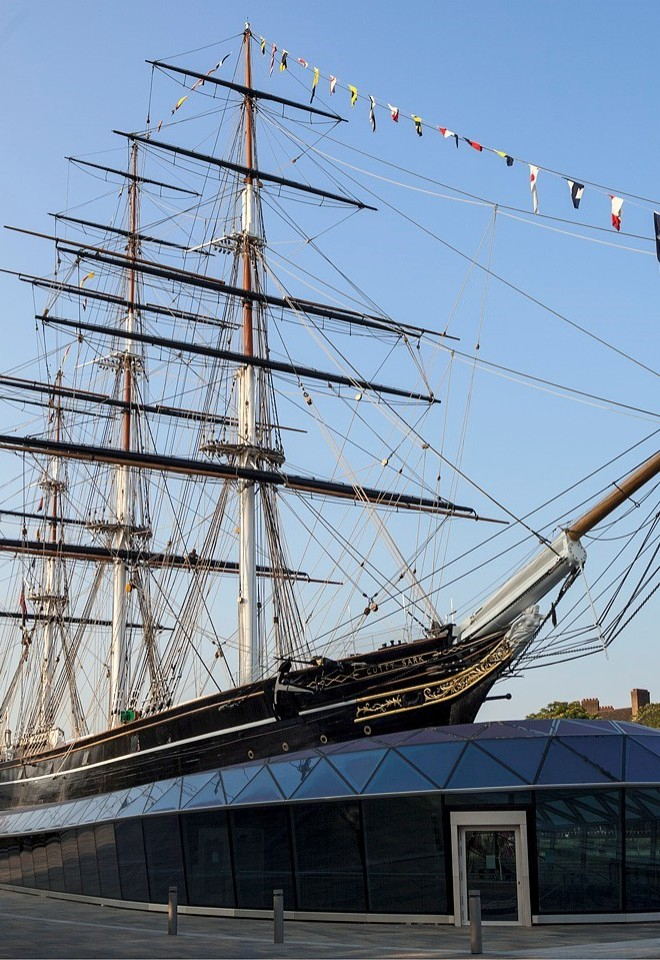 Cutty Sark fulll view from outside