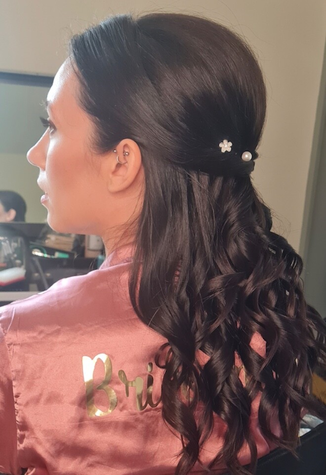 Bridesmaid hair