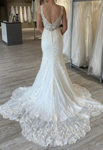 wed2b Designer Bridal Outlet in Newquay