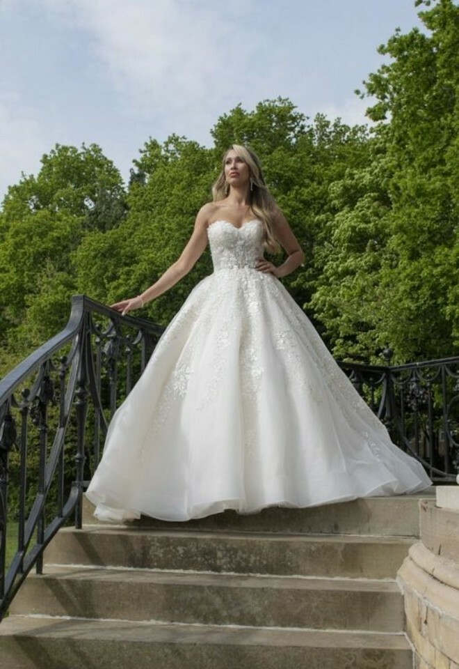 Charmaine by Paul Zeni