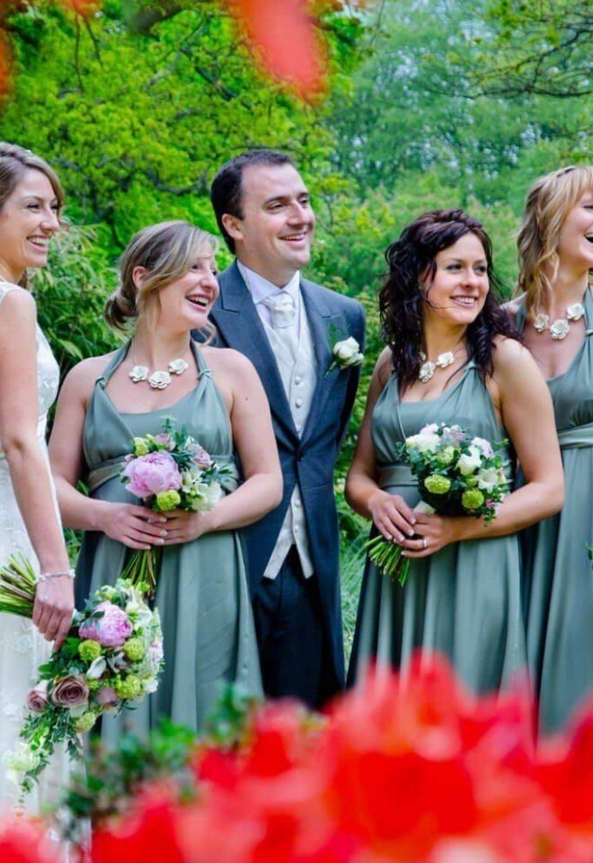 Chartridge Lodge has stunning options for wedding pictures