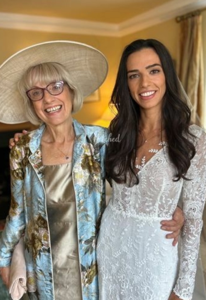 Mother of bride and bride