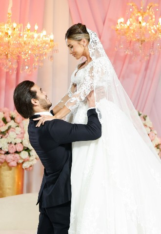 Bride and Groom in ROYALE BALLROOM at Palace Downtown