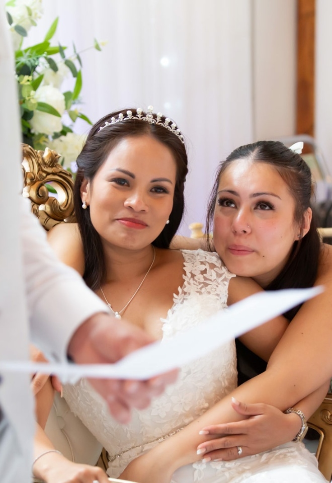 Wedding Photography Bucks, Bride and daughter emotional speeches