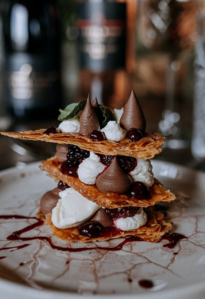 Dessert option at The Harty Estate wedding venue