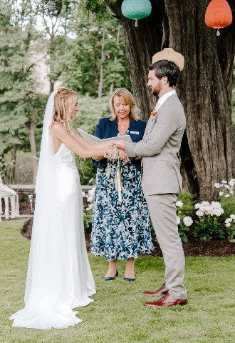 Garden-Wedding-Kent-Celebrant-Ceremony