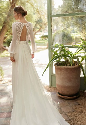 Lernia - Alma Novia 2024 wedding dress 
