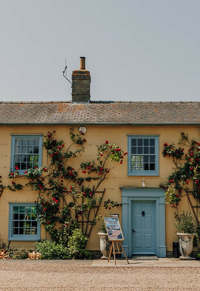 South Farm Barn & Outisde wedding venue in Cambridgeshire & Hertfordshire