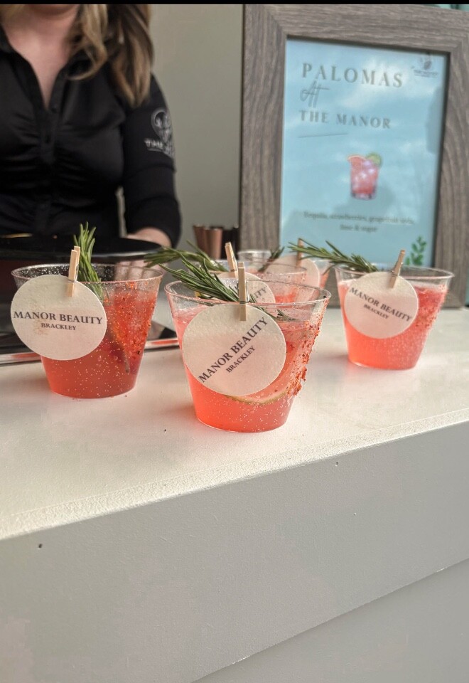 Personalised decor and cocktail packages