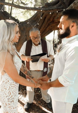 Outdoor weddings with Trevor English wedding celebrant