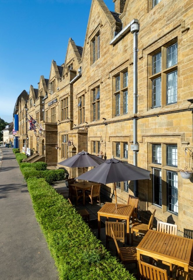 Whately Hall Hotel, Banbury