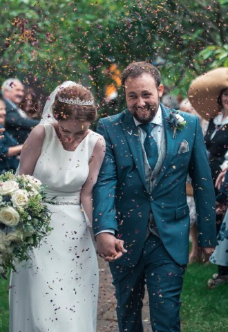 Ashton Gardens Confetti Shot Glendower Hotel