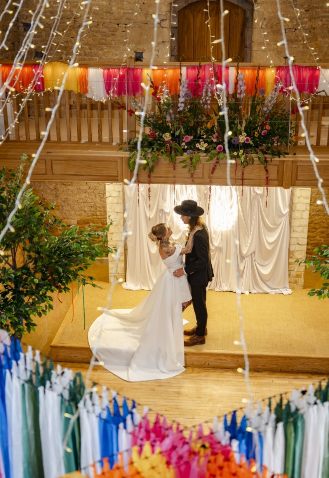 Isaura & Jesslyn Overskirt