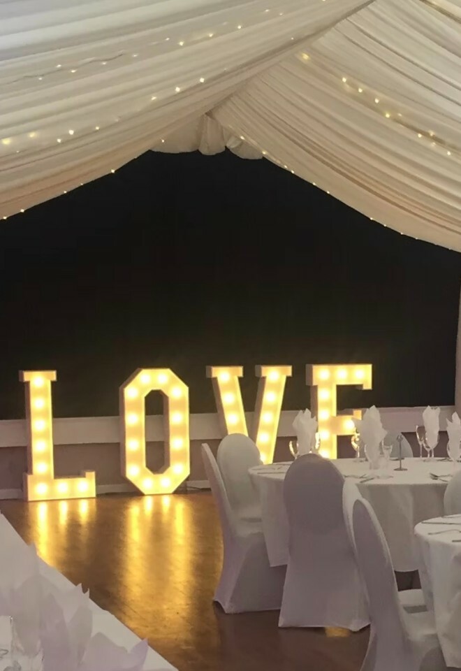 lightFantastic Event & Entertainment lighting