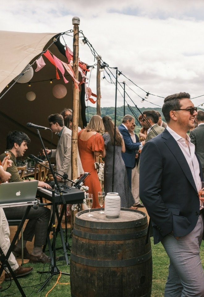 Stretch tent wedding party