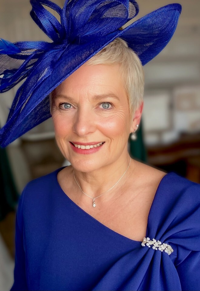 Glowy mother of the bride 