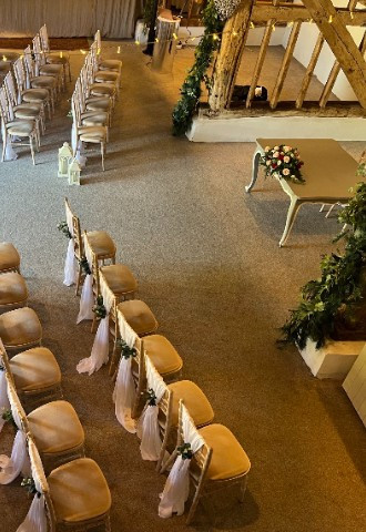 Fitzleroi Barn - horseshoe ceremony