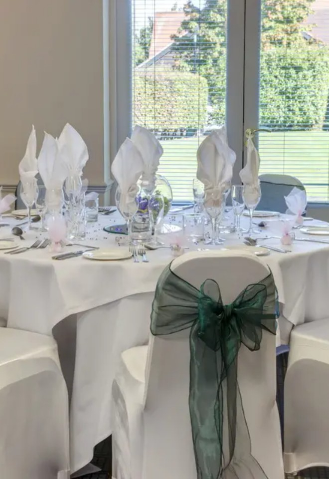 Wedding Banqueting Table