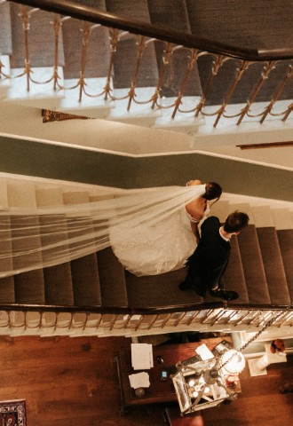 Wedding couple at Melville Castle - a castle wedding venue near Edinburgh