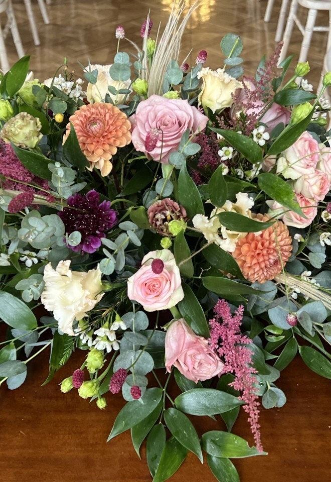Top Table Flowers, By Cotswold Blooms Hyde House 